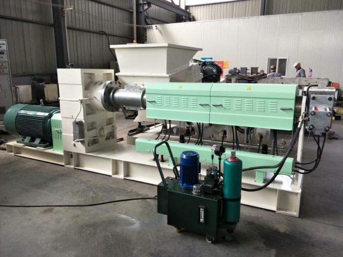 55-90 KW Power Double Screw Extruder For Non Woven Fabric Color Masterbatch